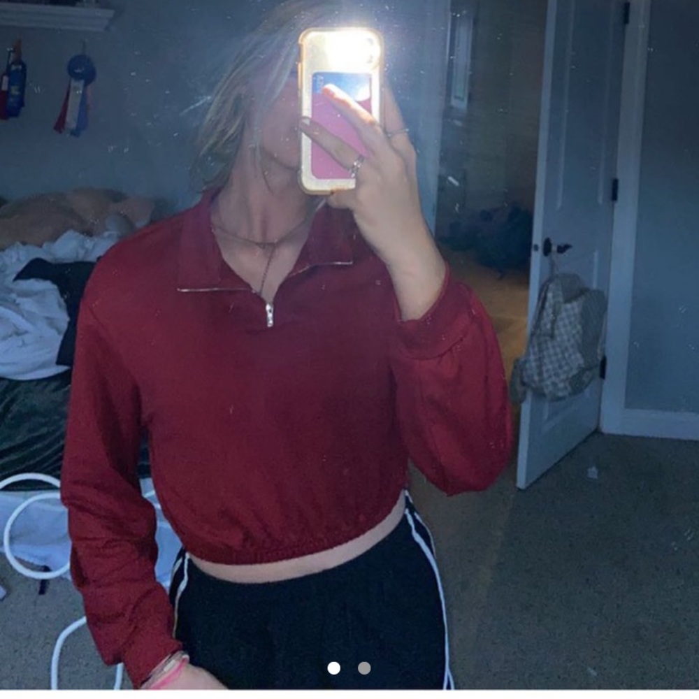 cropped shein crew neck